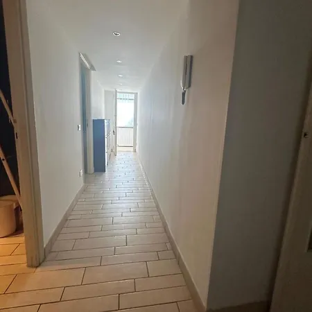 Spacious Eco-urban Apartment Rome
